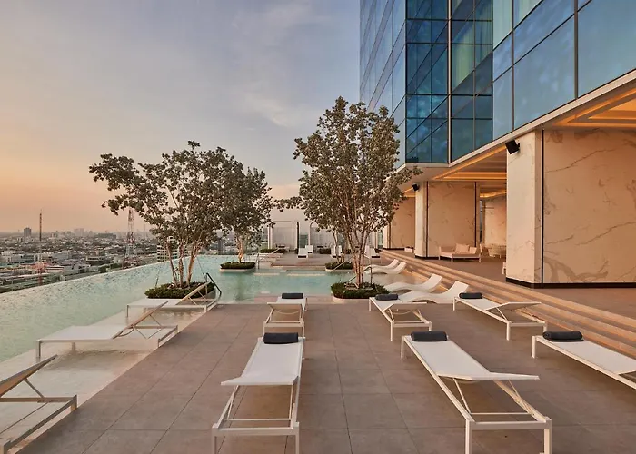 Eastin Grand Phayathai Hotel 5*