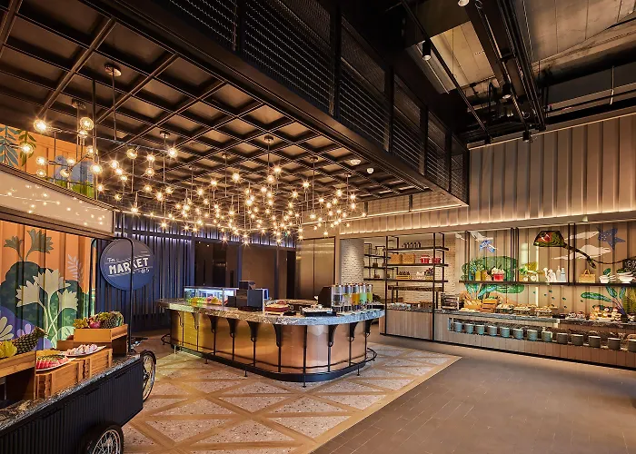 Eastin Grand Phayathai 5*