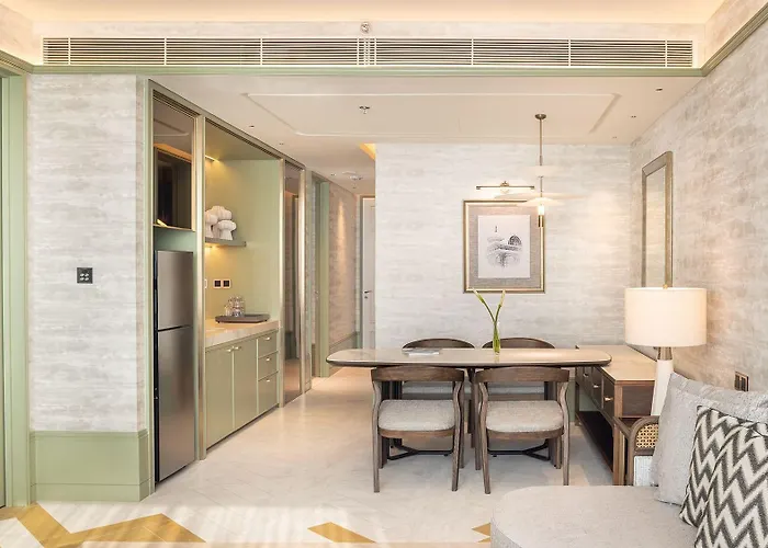 Hotel Eastin Grand Phayathai 5*
