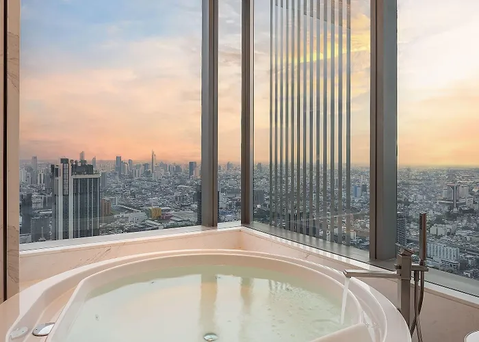 Eastin Grand Phayathai