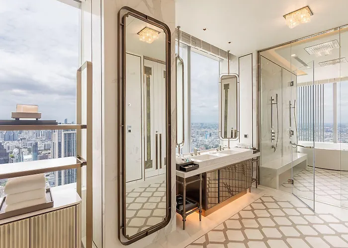 Eastin Grand Phayathai